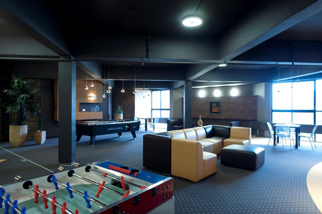 Zum Auberge D'Ete - Universite De モントリオール エクステリア 写真