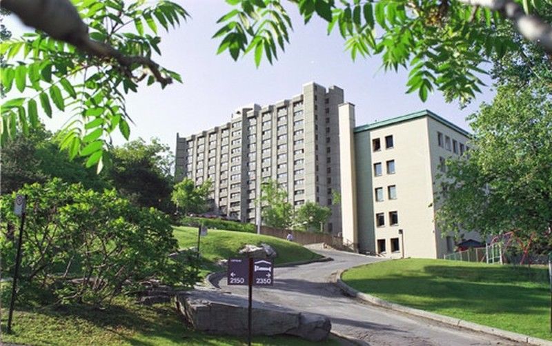 Zum Auberge D'Ete - Universite De モントリオール エクステリア 写真